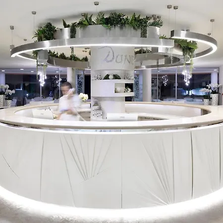 Dune - Free Access 5* Napospart