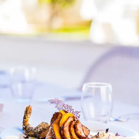 Dune - Free Access Szálloda Napospart