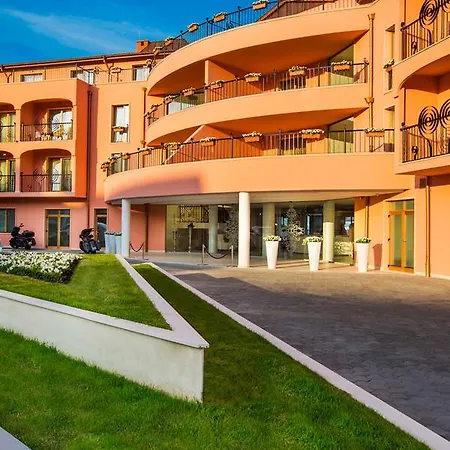 Dune - Free Access Hotel Slantchev Briag